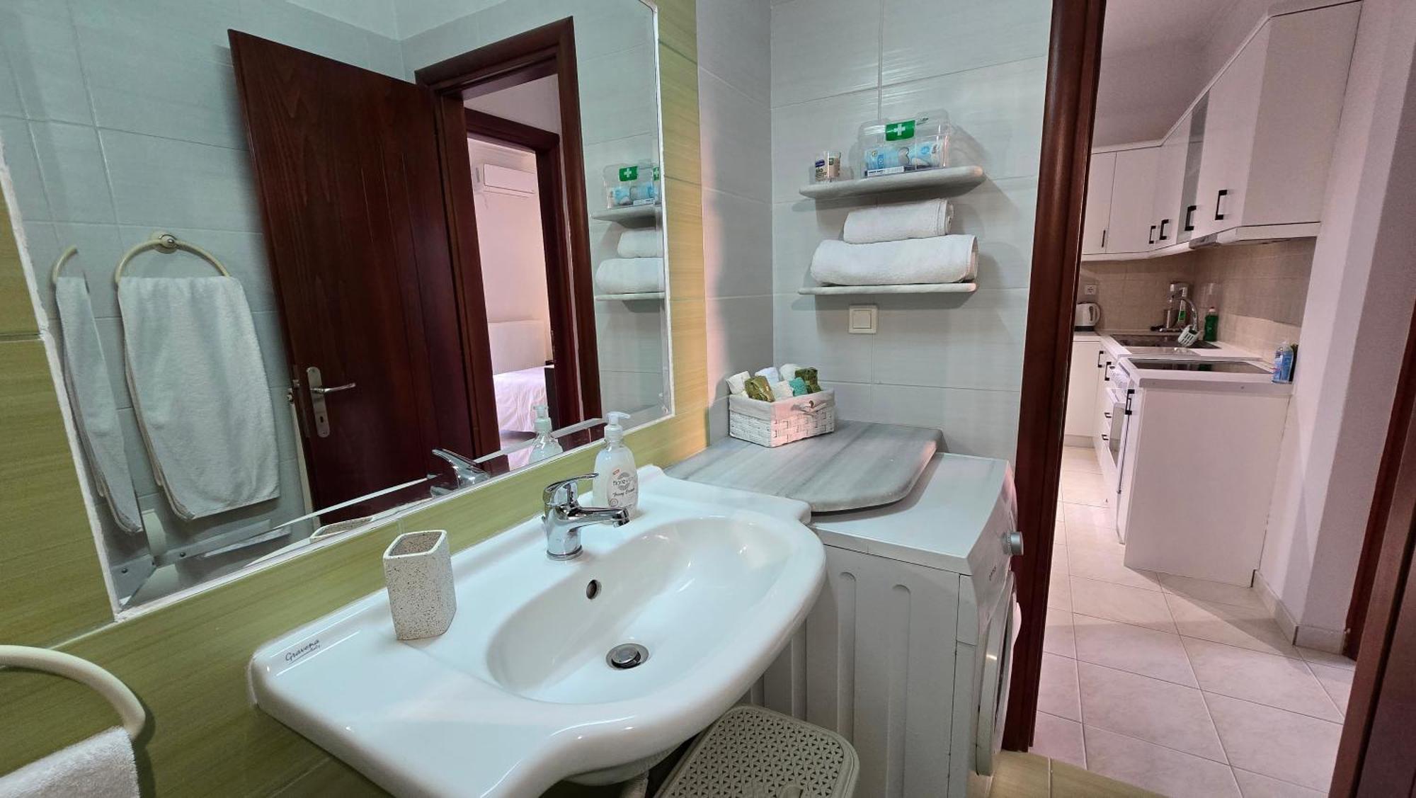 Tranquil Apartments Corfu Контокали Екстериор снимка